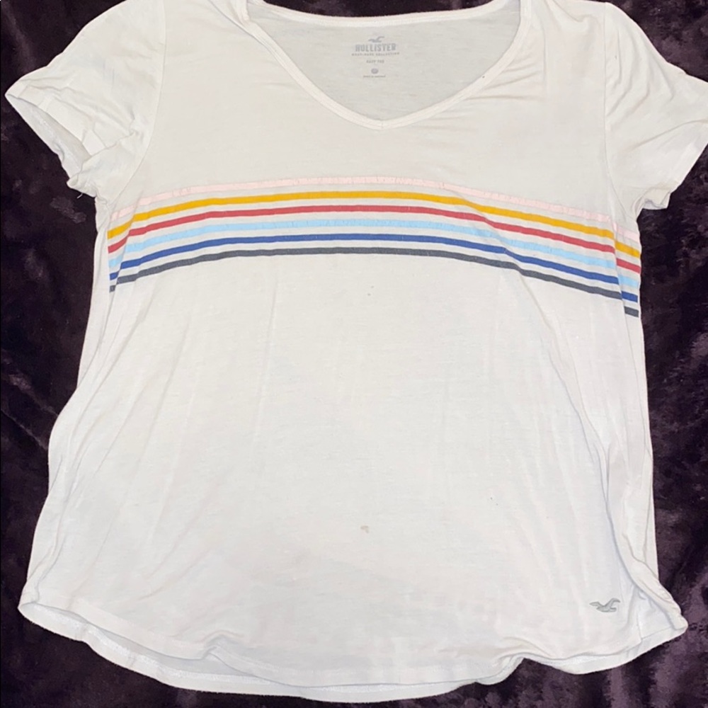 Hollister tee